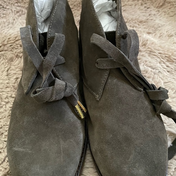 Marco Vicci Women’s 7 1/2 suede lace up booties olive  78-51224 - Picture 10 of 11